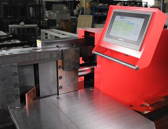 503U-3-C CNC Bara İşleme Makinesi 16mm 200mm