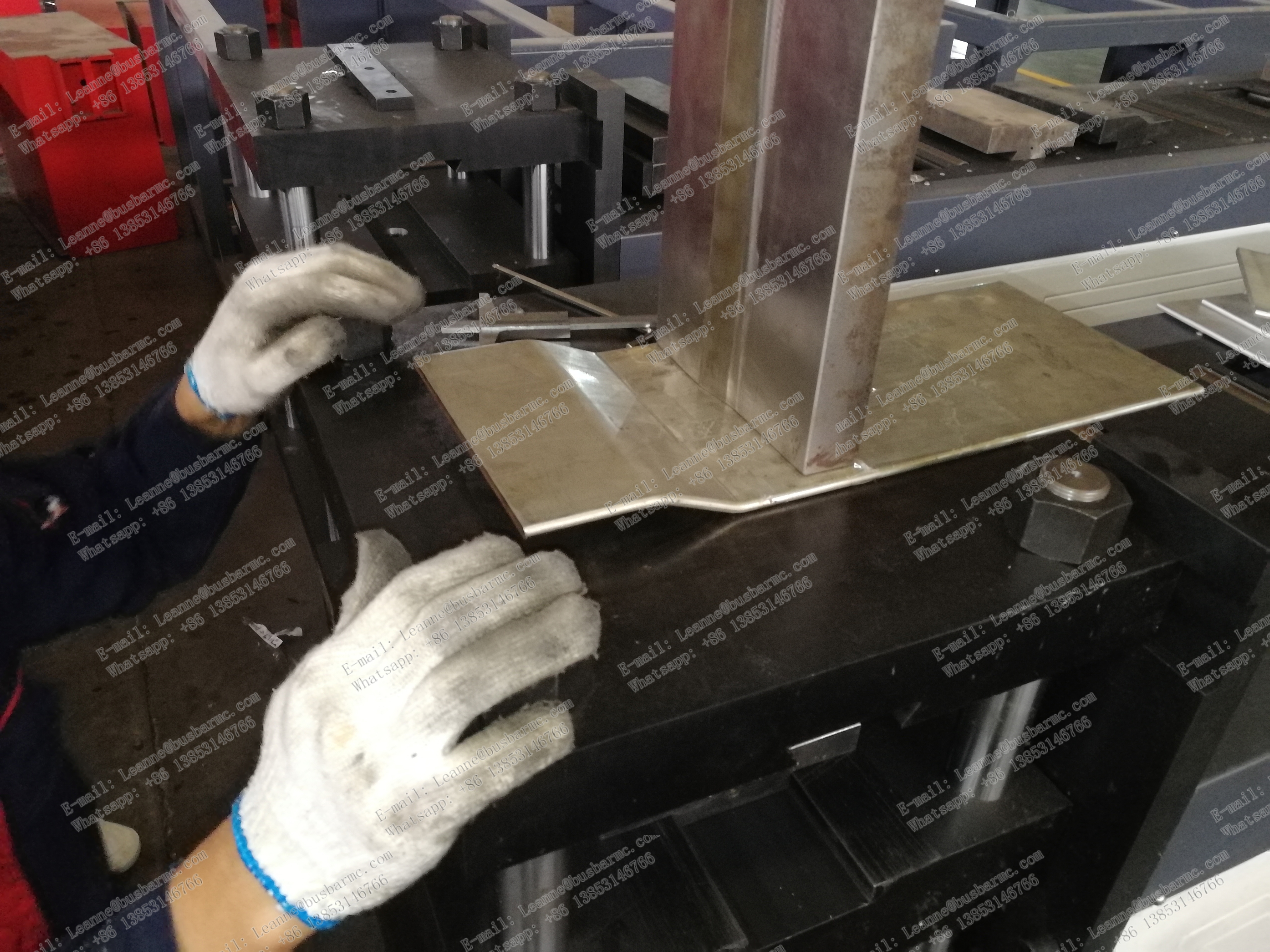 HQ-600-B CNC Busduct Bara İşleme Makinesi