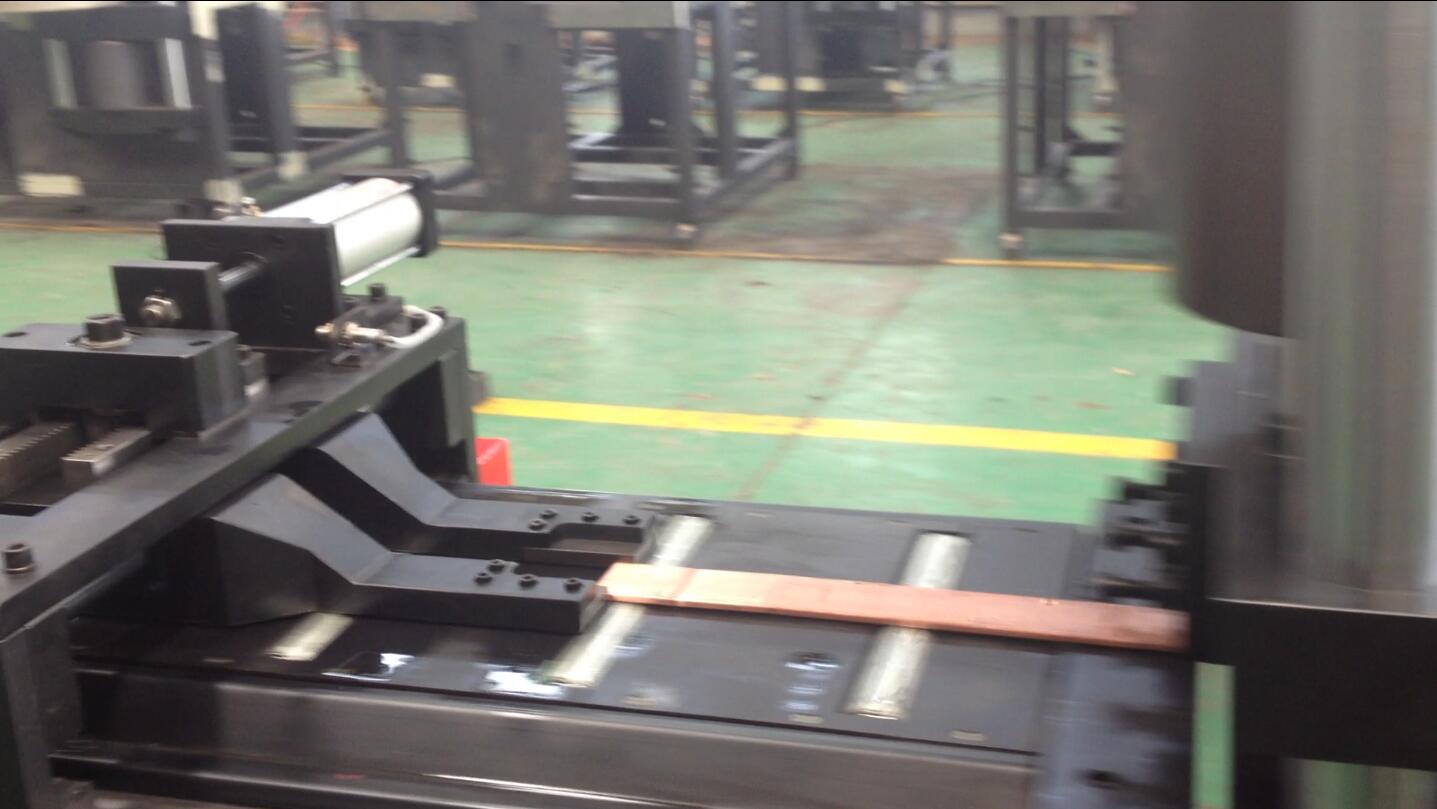 HQ40-BC CNC Bakır Bara Kesme Bükme Makinesi