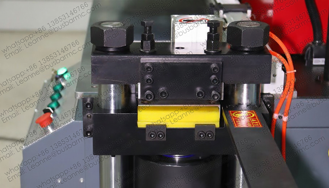 LT-1016 3 İstasyonlu Bara İşleme Makinesi