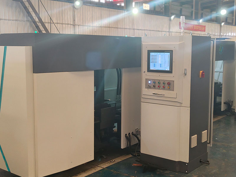 HQ600-S-8P CNC Copper busbar delme makinesi