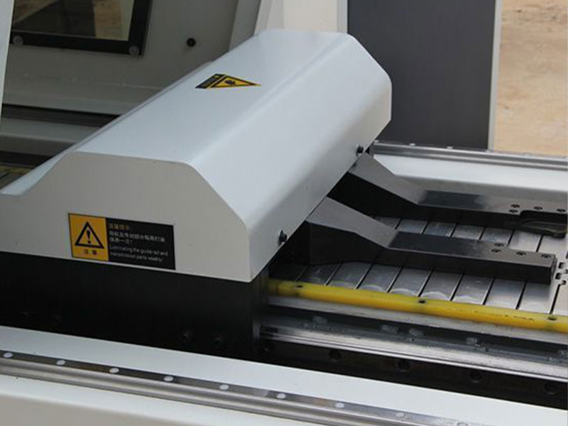 HQ600-S-8P CNC Copper busbar delme makinesi