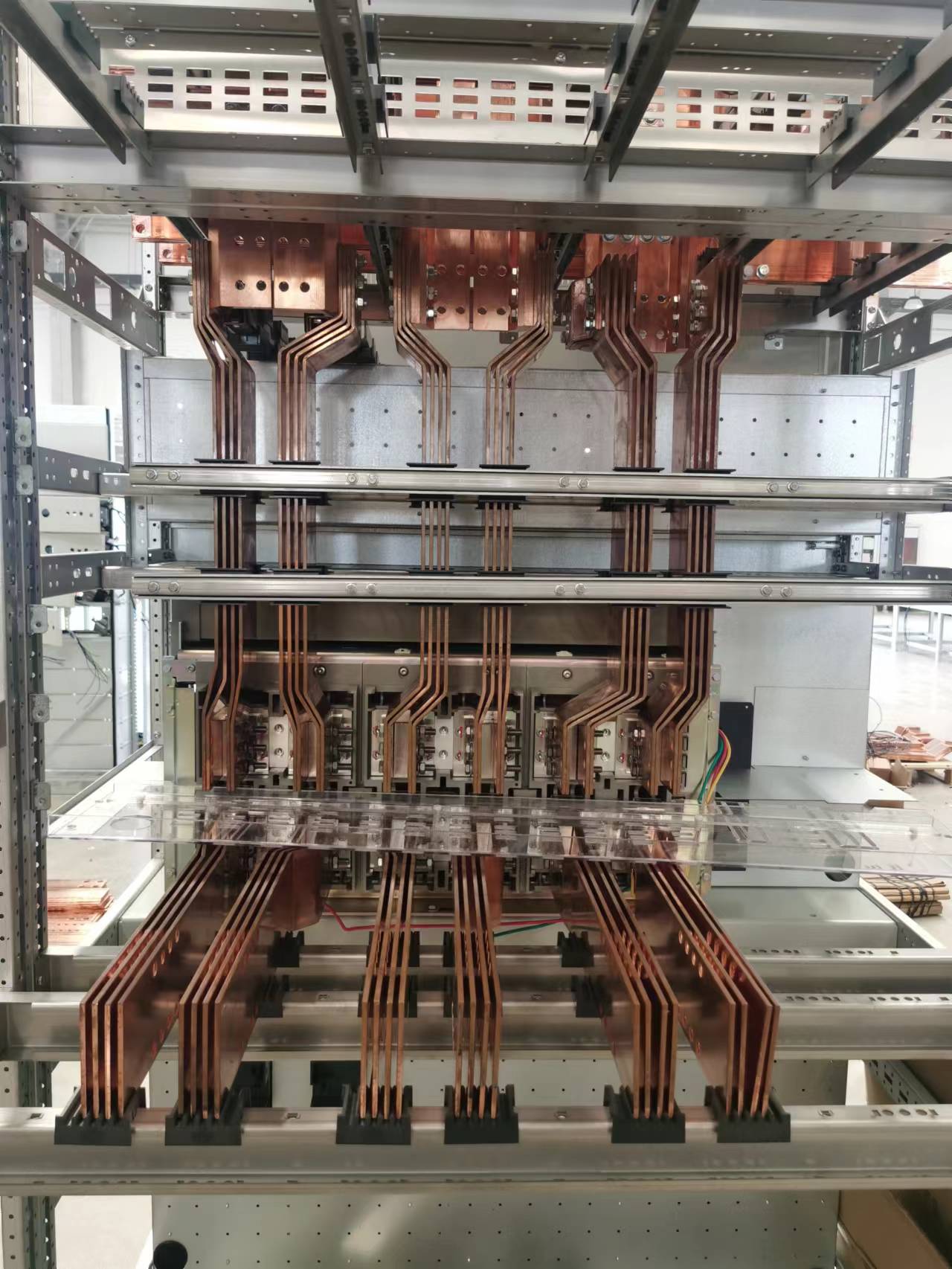 The Role of Advanced CNC Bara İşleme Technology in Modern Power Distribution Systems